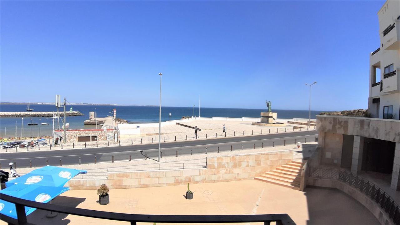 Potato Beach Apartment At Beach Front & Sea View لاغوس المظهر الخارجي الصورة